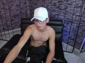 Chaturbate Adult Video Chat of torn_boy