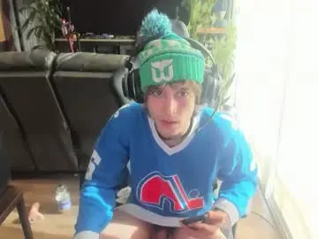 Chaturbate Live Sex of bashful4200