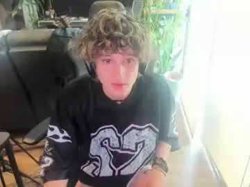 Chaturbate Best live sex cam show of bashful4200