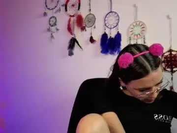 Chaturbate Live Sex Cam of zoe_khall