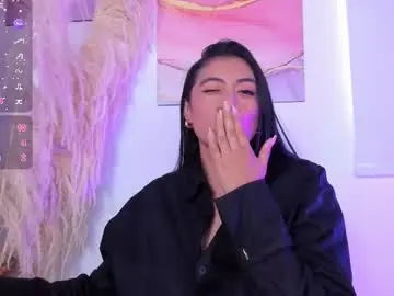 Chaturbate Live Sex Cam of ivonny_queen_