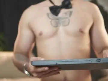 Chaturbate Nude Webcam of jadenfeynman