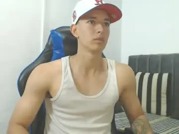 Chaturbate Sex Cam of jake_shadow14