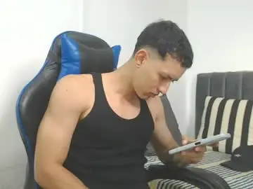 Chaturbate Adult Webcams of jake_shadow14