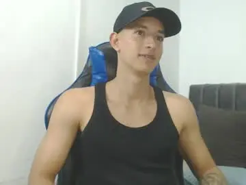 Chaturbate Best live sex cam show of jake_shadow14