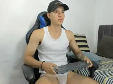 Chaturbate Watch Live Sex Cams of jake_shadow14