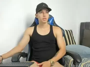 Chaturbate Live Sex of jake_shadow14