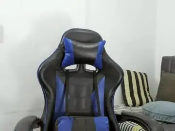 Chaturbate Nude Webcam of jake_shadow14
