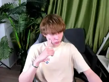 Chaturbate Free Live Porn of andyjey_