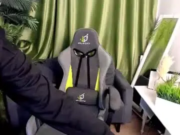 Chaturbate Live Sex of andyjey_