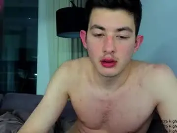 Chaturbate Live Sex Cam of danny__magic