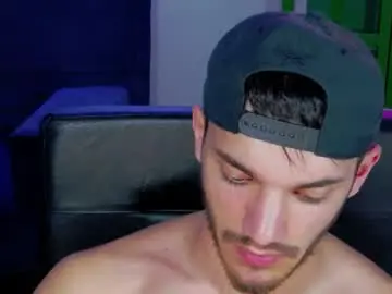 Chaturbate Live Sex Cam of dominicvalente