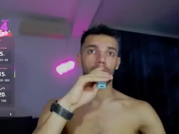 Chaturbate Best live sex cam show of dominicvalente