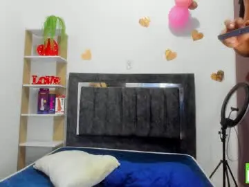 Chaturbate Adult Video Chat of grace_and_milo