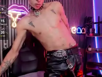Chaturbate Best live sex cam show of maximoking26