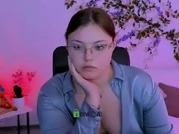 Chaturbate Watch Live Sex Cams of nikol_kitt