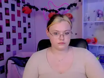 Chaturbate Watch Live Sex Cams of nikol_kitt