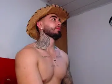 Chaturbate Free Porn Cam of tommyblessd1