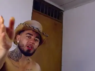 Chaturbate Nude Webcam of tommyblessd1