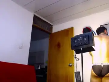 Chaturbate Sex Chat of tommyblessd1