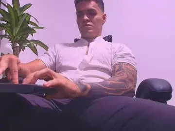 Chaturbate Best Webcam of alpha_dominus_