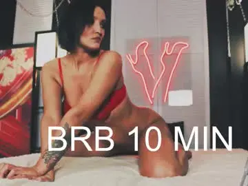 Chaturbate Sex Cam of daddy_moongirl