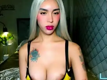 Chaturbate Live Sex Cam of darklurex_jasmine