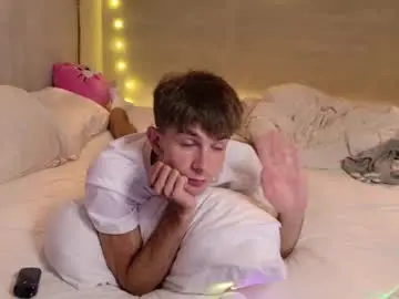 Chaturbate Live Sex Cam of jerry_lucky