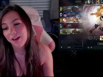 Chaturbate Sex Cam of madeleine_shinobi