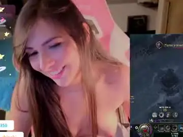 Chaturbate Nude Webcam of madeleine_shinobi