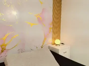 Chaturbate Watch Live Sex Cams of paulinekosh