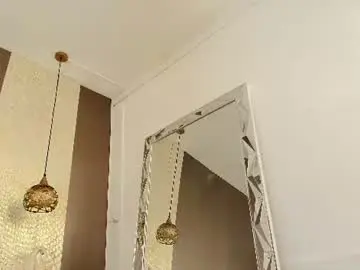 Chaturbate Free Porn Cam of paulinekosh