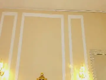 Chaturbate Free Porn Cam of paulinekosh