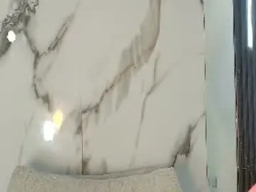 Chaturbate Nude Webcam of paulinekosh