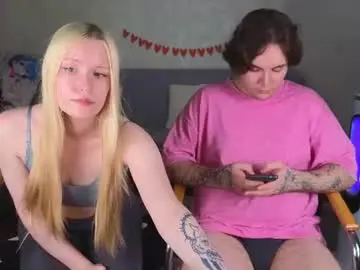 Chaturbate Watch Live Sex Cams of skuf_page
