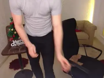 Chaturbate Live Sex Cam of maxkaiden