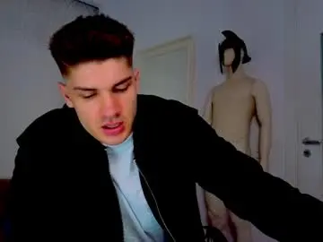 Chaturbate Sex Cam of maxkaiden
