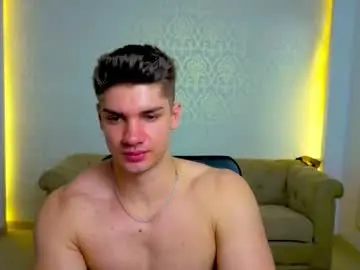 Chaturbate Live Sex Cam of maxkaiden