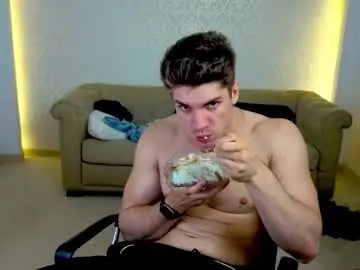 Chaturbate Sex Cam of maxkaiden