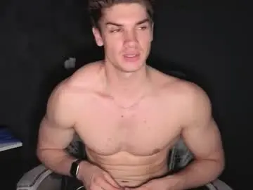 Chaturbate Live Sex Cam of maxkaiden