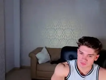 Chaturbate Watch Live Sex Cams of maxkaiden