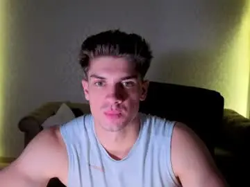 Chaturbate Live Porn of maxkaiden