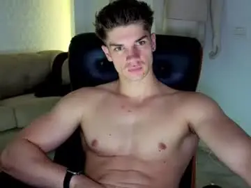 Chaturbate Best live sex cam show of maxkaiden