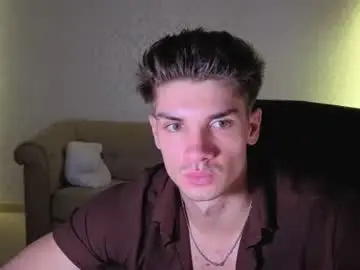 Chaturbate Live Porn of maxkaiden
