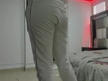 Chaturbate Live Sex Cam of catalina_jade