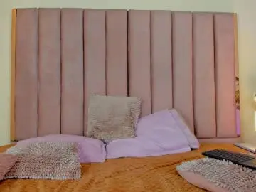 Chaturbate Watch Live Sex Cams of isa_miller18