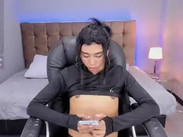 Chaturbate Free Live Porn of violet_moon20