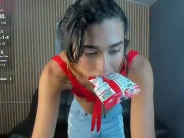 Chaturbate Live Sex Cam of violet_moon20