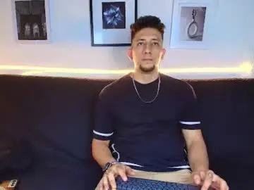 Chaturbate Watch Live Sex Cams of emiliocum_24