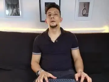 Chaturbate Free Porn Cam of emiliocum_24